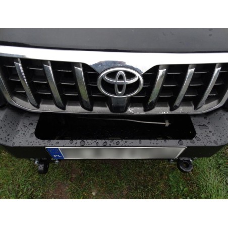 FRONT BUMPER TOYOTA LAND CRUISER J120 02-09