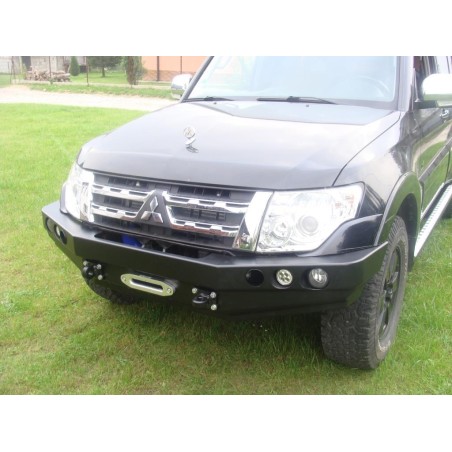 FRONT BUMPER MITSUBISHI PAJERO IV 2015