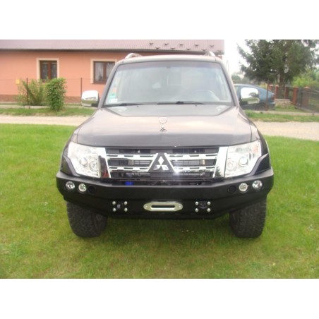 FRONT BUMPER MITSUBISHI PAJERO IV 2015